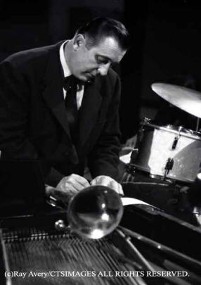 Stars Of Jazz — Abe Lincoln close-up